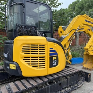 Mini-excavatrice sur chenilles d'occasion Komatsu PC40MR, 4 tonnes, fabriquée au Japon, pour chantier de construction, avec godet de 0,16 m³ et puissance de 29,4 kW. - Product Image 2