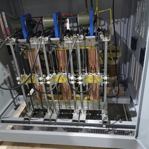 Sbw 150kva loạt siêu lớn Điện 100kva 200kva 300kva 400kva 500kva 380V 3 pha tự động điều chỉnh điện áp ổn định - Product Image 5