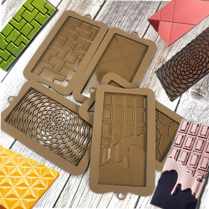 Hot-Selling Reusable Raspberry Chocolate Silicone Mold High Quality Love Heart Fragment <strong>Spider</strong> <strong>Web</strong> Dessert Baking Set <strong>Cake</strong> Tools - Product Image 2