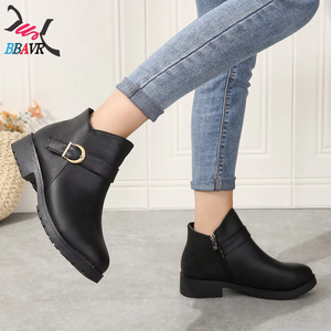 Botines Cómodos para Mujer con Punta Redonda, Diseño de Cremallera Lateral y Tacón Bajo Grueso para Uso Diario en la Oficina - Product Image 6