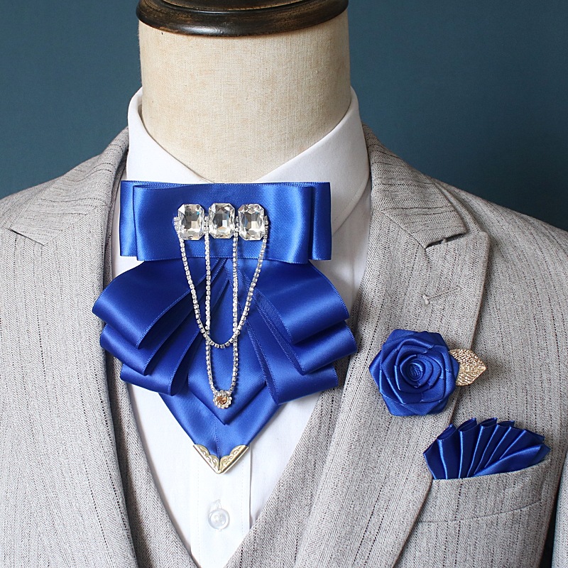 Conjunto de tres piezas azul zafiro