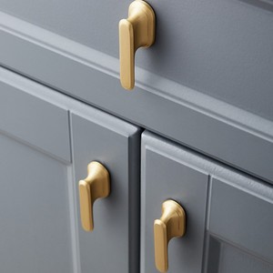 Juego de tiradores de latón simétricos para puertas de muebles, entrada, cocina, armario y guardarropa, herrajes de mecanismo - Product Image 6