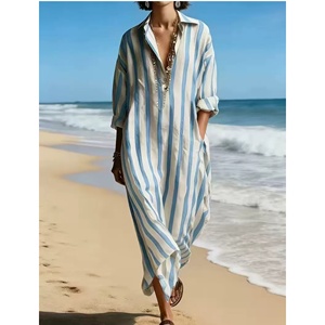 Robe chemise oversize à rayures verticales pour femme, col à revers, manches retroussables, poches latérales, coupe ample, longue, style maxi, idéale pour la plage - Product Image 1