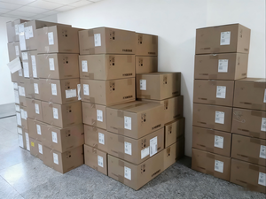 Tuốc nơ vít đa năng bán buôn, cán massage, đầu khe, đầu chữ thập, màu cam đen, có nam châm - Product Image 5