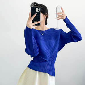 Chemise plissée Miyake pour femmes de haute qualité, à manches longues, unie - 100% polyester, vente en gros d'usine - Product Image 4