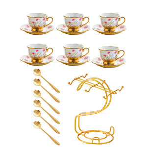 Set Tazza e Piattino <span class=keywords><strong>Vintage</strong></span> con Decorazioni Floreali e Bordo Dorato, Ideale per Casa e Regalo - Product Image 4