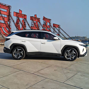 Auto Usado con Pintura Original, <span class=keywords><strong>Hyundai</strong></span> <span class=keywords><strong>Tucson</strong></span> L 1.5T 200HP <span class=keywords><strong>2023</strong></span>, SUV Compacto de Gasolina <span class=keywords><strong>Premium</strong></span>, Cámara de Reversa, Asientos de Cuero con Calefacción - Product Image 3