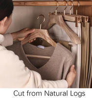 Cintres en bois naturel de haute qualité, personnalisés, en bois massif, pour manteaux et pantalons, épaules larges, organisateur de garde-robe