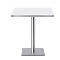 Ensemble de mobilier commercial moderne pour restaurant de type cantine américaine : canapé banquette carré à structure en fer et mousse haute densité, chaise de salle à manger et table