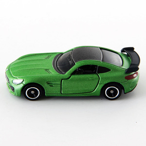 โมเดลรถสปอร์ต Tomica Diecast TOMY สเกล 1:64 รุ่น GTR พร้อมประตูเลื่อน/เปิดได้ 2 บาน สีเขียว ทำจากยางและพลาสติก - Product Image 3