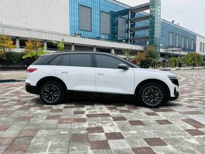 อีทรอน<span class=keywords><strong>2022</strong></span>อี-ทรอน <span class=keywords><strong>Q5</strong></span>มือสองจากประเทศจีน - Product Image 2