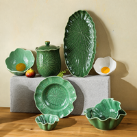 Service de vaisselle en céramique vert champêtre à motifs floraux, assiettes en porcelaine vintage décorées pour fêtes, banquets d'hôtel et vente au détail