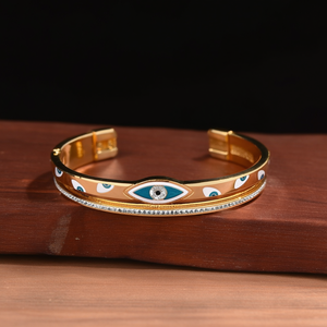Bracelet en acier inoxydable plaqué or avec strass, bijoux fantaisie - Product Image 3
