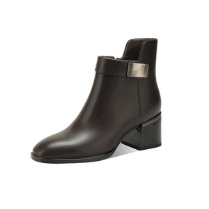 <span class=keywords><strong>Botines</strong></span> <span class=keywords><strong>de</strong></span> tacón grueso negros <span class=keywords><strong>de</strong></span> Moncheer para mujer, <span class=keywords><strong>con</strong></span> punta cuadrada, formales, <span class=keywords><strong>de</strong></span> caña alta, <span class=keywords><strong>con</strong></span> cierre <span class=keywords><strong>de</strong></span> cremallera, para verano, que aumentan la altura - Product Image 3