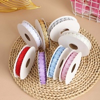 Ruban d'emballage en forme de fleur de fraise de 1,5 cm pour accessoires vestimentaires, décoration de fêtes, boîte cadeau, bricolage fait main