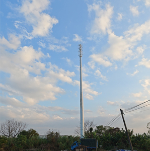 Torre de Comunicación de Acero de Tubo Único Personalizable con Galvanizado en Caliente, Material Q420B/Q355B/Q235B, Marca <span class=keywords><strong>Guanchen</strong></span> - Product Image 2