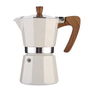 <span class=keywords><strong>Cafetera</strong></span> Moka de inducción de aluminio de 6 tazas, <span class=keywords><strong>cafetera</strong></span> Moka Espresso, olla Moka de aluminio <span class=keywords><strong>italiana</strong></span> clásica con mango de tacto suave - Product Image 6