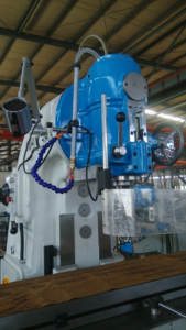 X5040 중형 듀티 수직 밀링 머신 산업용 수동 밀 - Product Image 4