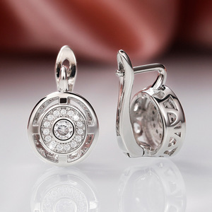 Orecchini a Perno Rotondi Cavi per Donne, Design Geometrico Creativo, Gioielli Eleganti e alla Moda - Product Image 2