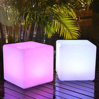 Tabouret cube LED rotomoulé en PE avec logo personnalisé, lumière RGB rechargeable avec télécommande, siège extérieur, lampe cube changeant de couleur