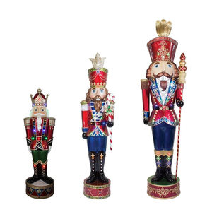 Statue de <span class=keywords><strong>casse</strong></span>-<span class=keywords><strong>noisette</strong></span> en fibre de verre grandeur nature personnalisée, décoration de centre commercial, sculpture de soldat <span class=keywords><strong>casse</strong></span>-<span class=keywords><strong>noisette</strong></span> en résine en vente - Product Image 1