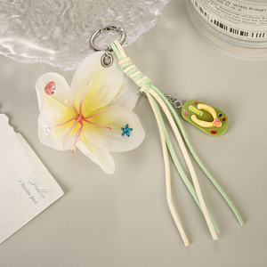 Porte-clés Fleur de Plumeria - Breloque de Sac Esthétique Estivale Tendance TikTok avec Pompon Tressé et Mini Pendentif Tongs - Product Image 6