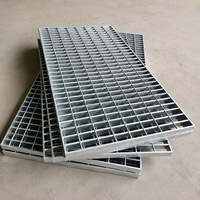 Grille de sécurité extérieure en métal, plaque de treillis en acier galvanisé pour l'accès sur les chantiers de construction