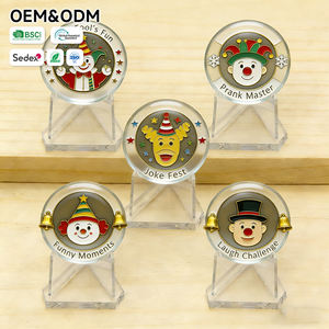 Moneda de desafío personalizada única con temática del Día de los Inocentes, con cúpula de resina epoxi, diseño de payaso redondo, relleno de esmalte brillante, para fiestas y broma festiva - Product Image 1