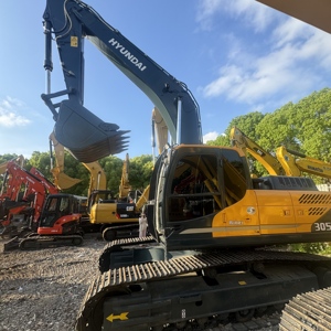 Excavatrice sur chenilles Hyundai R305LC-9T d'occasion, année 2024, 30 tonnes, pour travaux de construction lourds, avec peu d'heures de fonctionnement - Product Image 6