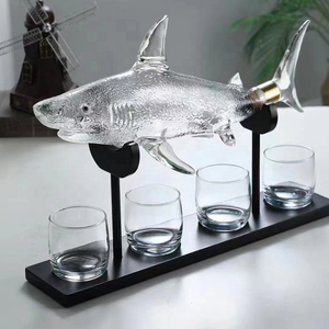 Carafe à vin et à <span class=keywords><strong>whisky</strong></span> en cristal soufflé à la main avec logo personnalisé en gros, 1000 ml, ensemble personnalisé avec entonnoir, cadeau d'affaires - Product Image 3