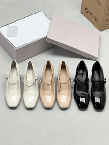 Chaussures Jimmy de haute qualité pour femmes à talon bas en cuir verni lisse, talon stable, bout carré rétro, faciles à nettoyer - Product Image 1