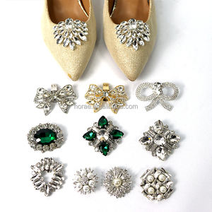 RB002 Hot Fix Vintage <strong>Metal</strong> Rhinestone <strong>Buttons</strong> Bling Flatback Flower Crystal Pearl <strong>Buttons</strong> for Shoes Accessories - Product Image 2