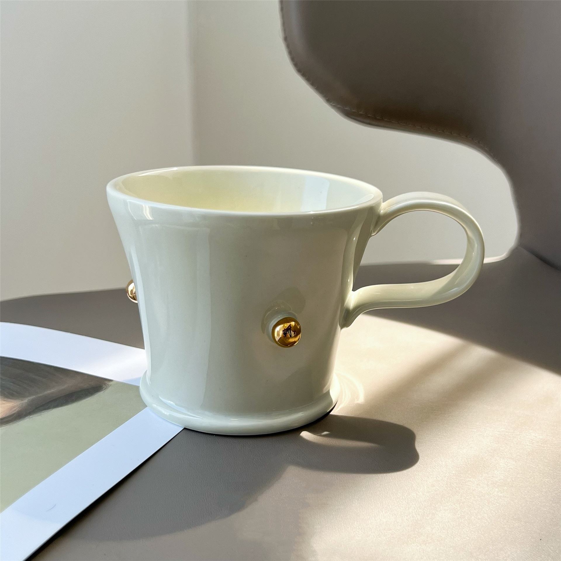 สีเขียว