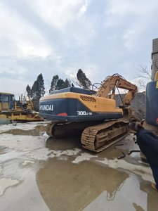 Excavadora Hyundai 300LC-9s Usada de 30 Toneladas con Rendimiento Estable, Bomba de Rodamientos PLC y Componentes Principales de Origen Coreano - Venta de Maquinaria Pesada - Product Image 5