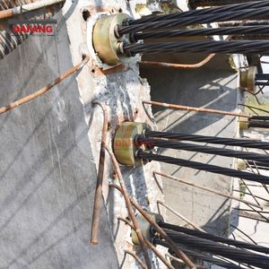 Poignée de câble de <span class=keywords><strong>cale</strong></span> d'ancrage Post-tension 3 pièces 12.7 15.2 cales et ancre pour béton prétendu - Product Image 5