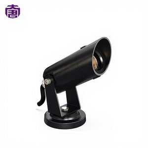 Projecteur LED extérieur étanche IP65 en aluminium pour l'éclairage des jardins et des pelouses, installation facile au sol ou sur poteau - Product Image 1