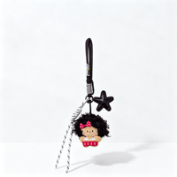 Porte-clés poupée en peluche amusante à cheveux bouclés, design anime, en forme de fille, poupée bébé en peluche douce, avec cordon tressé et breloque étoile, durable