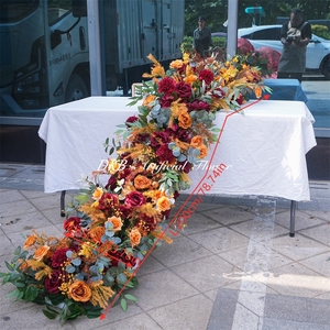 Runner Floreale Lungo Giallo Borgogna per Matrimonio, Runner da Tavolo con Fiori, Runner per Corridoio da 200 cm per Decorazioni Cerimonia Nuziale - Product Image 2