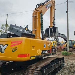 Excavadora SANY SY235C Usada de Alta Calidad, 23.5 Toneladas, Maquinaria Mediana para Movimiento de Tierras, Uso Municipal y en Canteras, en Buen Estado de Funcionamiento - Product Image 4