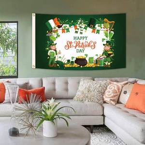 ธงสามเหลี่ยมสองด้านขนาด 3*5 ฟุต สำหรับวันเซนต์แพทริก ลายใบโคลเวอร์ ทำจากผ้าสักหลาด พิมพ์ด้วยเทคนิคดิจิทัล เหมาะสำหรับตกแต่งสนามหญ้ากลางแจ้ง - Product Image 4