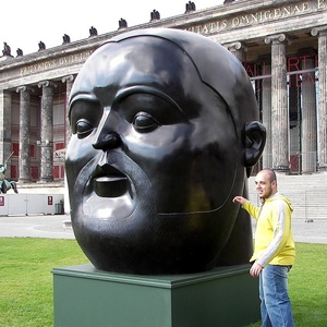 Scultura di Alta Qualità in Bronzo/Ottone Raffigurante Donna Corpulenta, Stile <span class=keywords><strong>Botero</strong></span>, Fusione Artistica Personalizzabile - Product Image 6