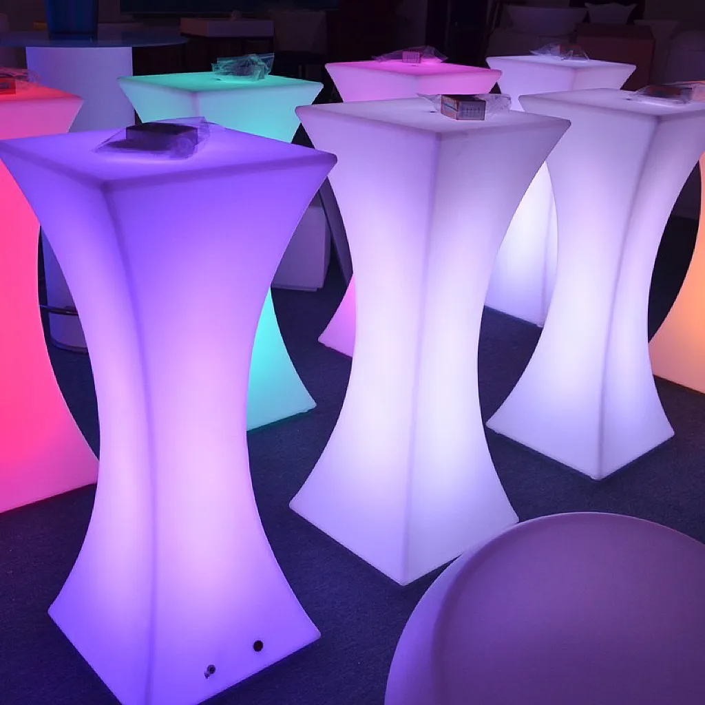 Nouveau 16 changement de couleur led barre lumineuse table et chaise meubles de fête rechargeables et led meubles