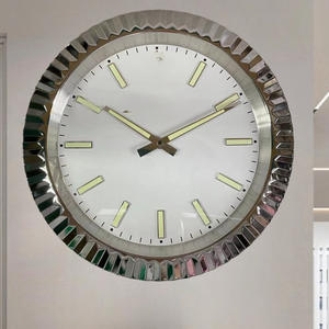 MY Große Luxuriöse Art Deco Edelstahl Quarz Analog-Wanduhr mit Geräuschlosem Mechanismus Batteriebetrieben für Wohnzimmer - Product Image 2
