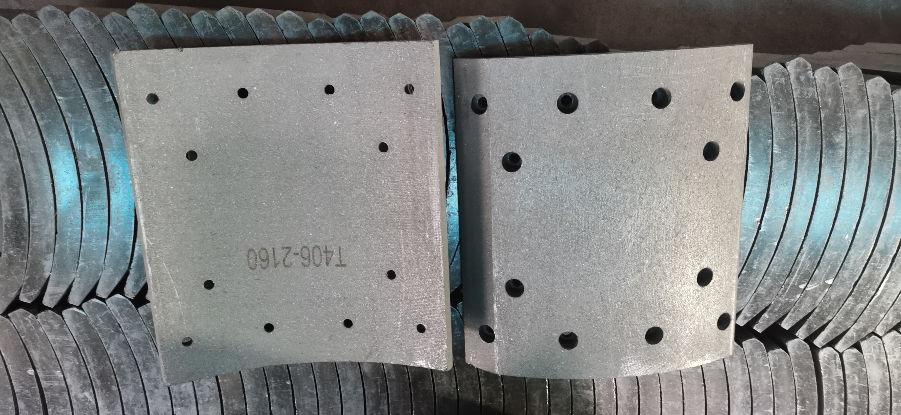 Non Asbestos Brake Liner 47441-5710 for Hino 700 Truck Parts