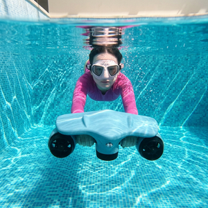 Scooter Subacuático Eléctrico de Doble Hélice, Scooter Acuático Moderno para Nadar, Apto para Adultos y Niños - Product Image 1