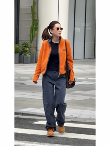 Blazer en polaire Orange Wind Breaks Waves, écologique, pour l'extérieur et la ville, polyvalent, uni, décontracté, avec fermeture éclair frontale. - Product Image 2