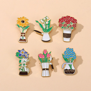Cartone animato spilla fiore tazza di caffè rosa tulipano girasole graziosa decorazione per la cottura di lacca spille in metallo distintivi Logo in metallo - Product Image 1