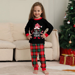 Conjuntos de pijamas navideños a juego para la familia, con estampado de letras, diseño de gnomos, a cuadros rojo y negro, camiseta de manga larga y pantalones, ropa de dormir, venta al por mayor, personalizado - Product Image 4