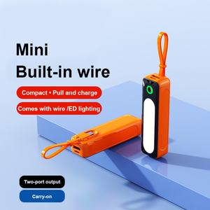 Batterie externe portable 5000 mAh 5W avec câbles intégrés, chargeur de téléphone portable universel, affichage de l'état de la batterie, entrée Type C, idéal pour les voyages et l'extérieur - Product Image 2