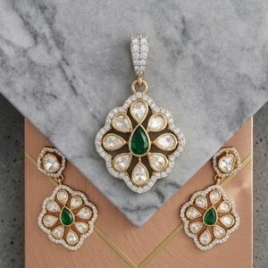 Elegant 925 Silver <b>Emerald</b> Kundan Polki Pear Cut Crystal Rhinestone <b>Pendant</b> Set with Earrings Gold Traditional Bridal Jewelry - Product Image 2